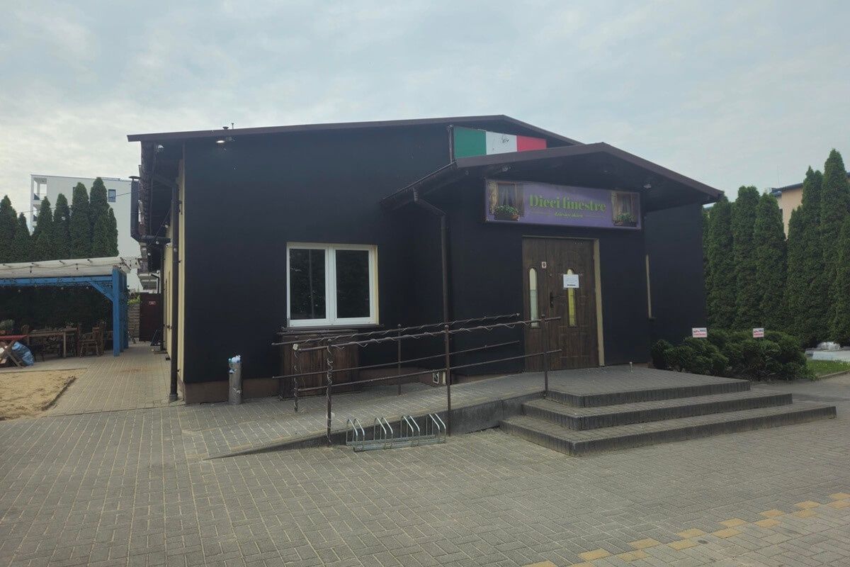 Dieci Finestre – dziesięć okien