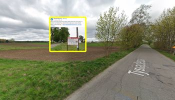 Rolnicy mają dość. Postawili takie tabliczki. Dosadny przekaz