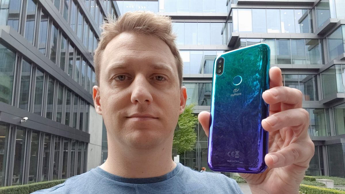 MyPhone Pocket Pro. Genialny smartfon za 500 zł, który zaskoczył mnie... wszystkim 1