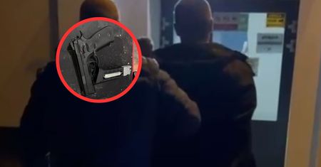 Strzelał do autobusu w Warszawie. Policja pokazała broń
