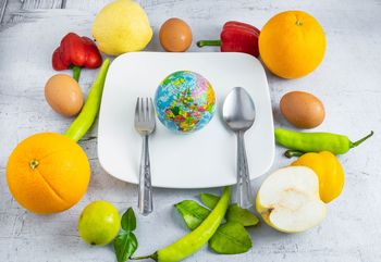 Dieta planetarna trafi do szkolnych stołówek. Skorzystają dzieci i środowisko