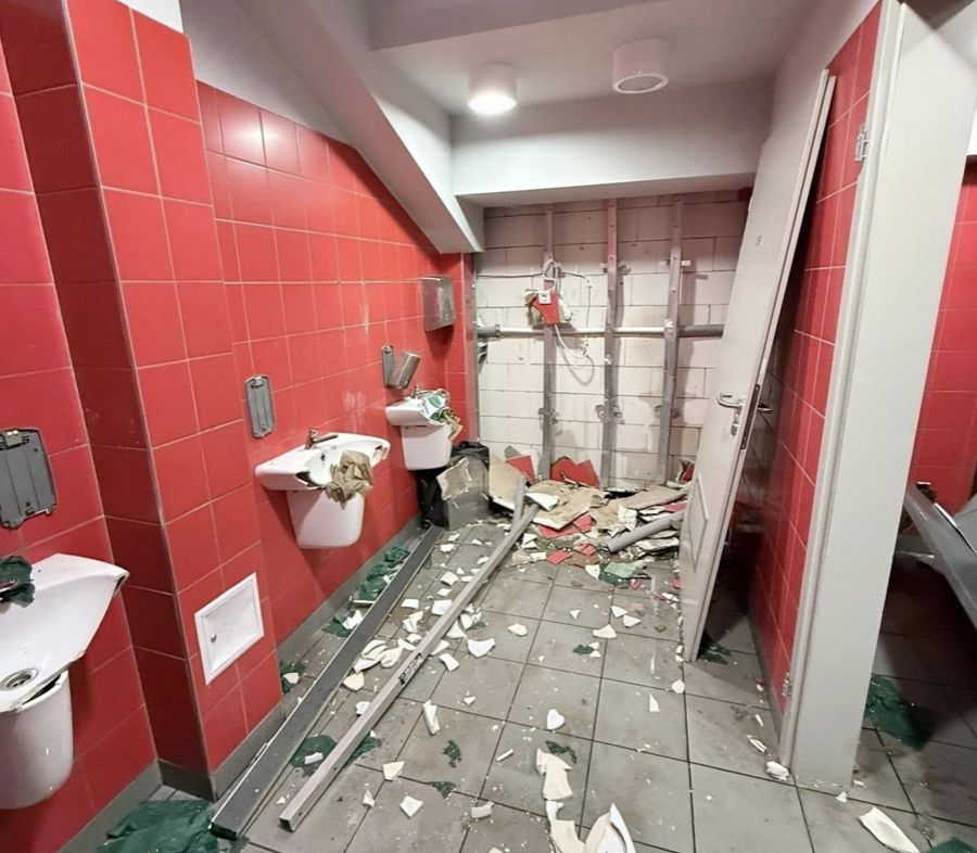 Kibice Lecha pokazali klasę – zbiorowa odpowiedzialność i chęć naprawy szkód po incydencie w Łodzi