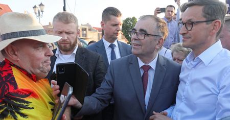 Kononowicz i Morawiecki. Spotkanie nie przebiegło zgodnie z planem