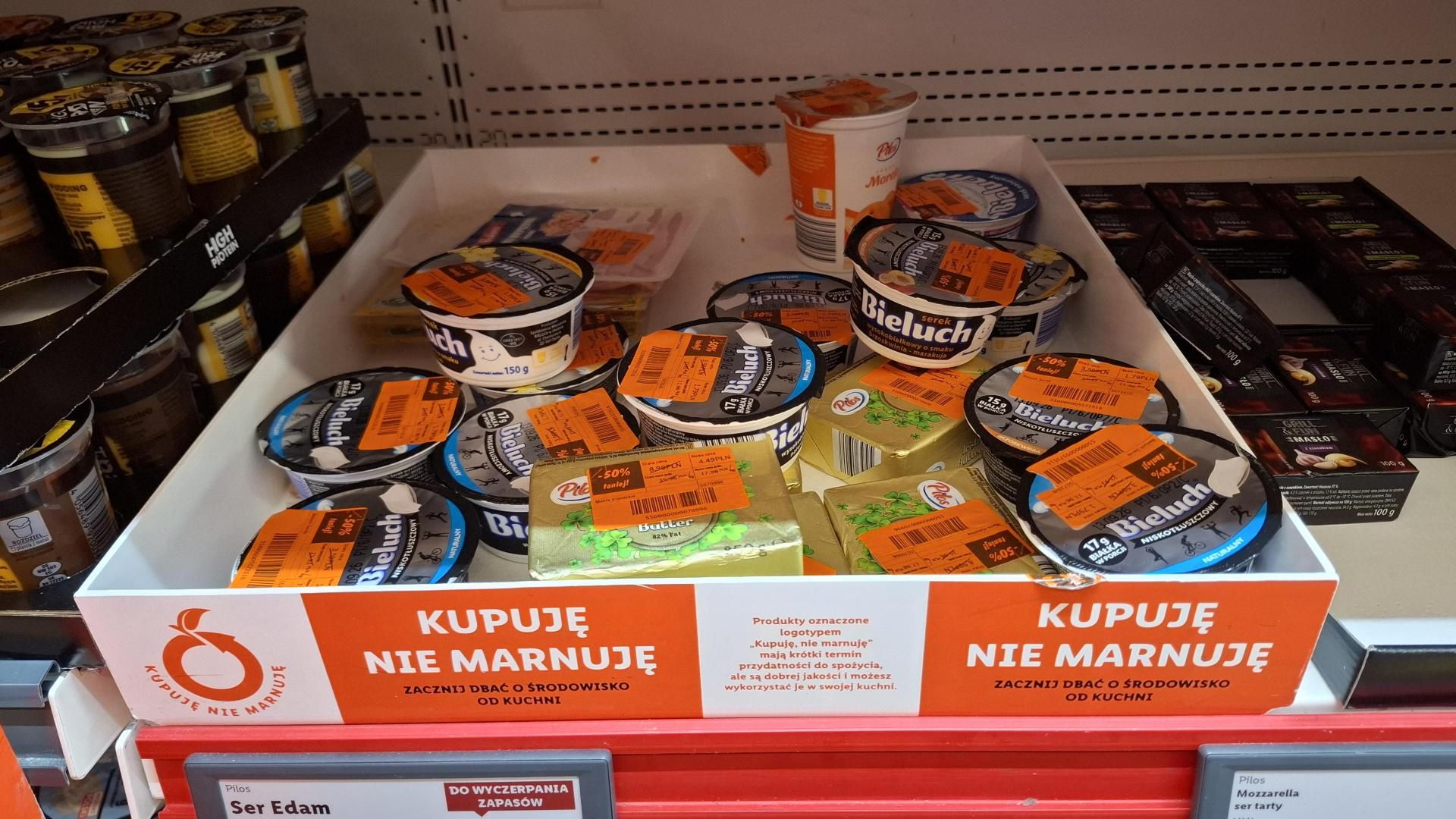 Taki pojemnik znajdziesz w lodówkach
