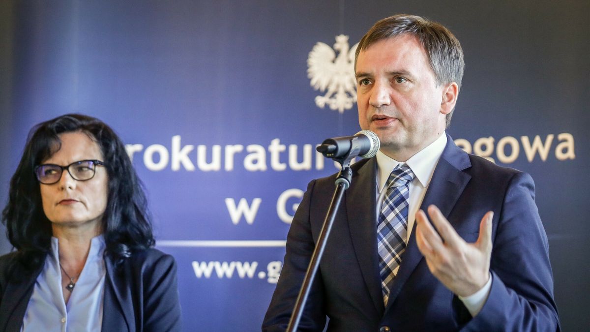 Prokurator Teresa Rutkowska-Szymydyńska zrobiła karierę za rząd
