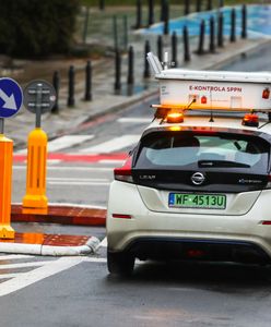 Warszawa zarobiła fortunę. Samochód z kamerą skanuje tablice