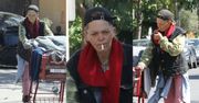 Loni Willison snuje się po Beverly Hills ze swoim dobytkiem zapakowanym do wózka, paląc papierosa (ZDJĘCIA)