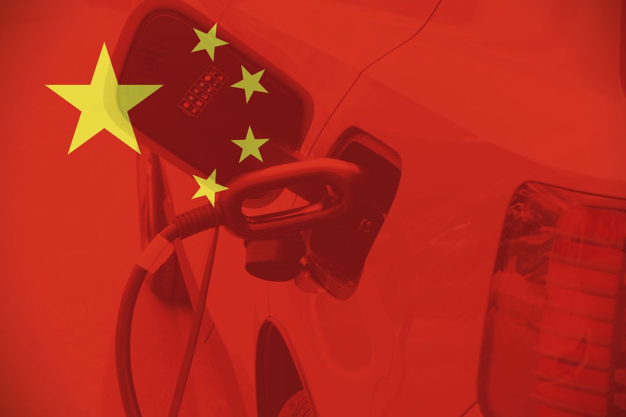 Chiny i UE porozumiały się w sprawie aut elektrycznych? Jest reakcja Brukseli
