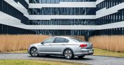 VW Passat GTE w długim dystansie: sprawdzamy zasięg i spalanie w mieście