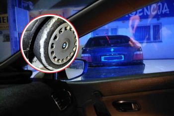 Jechał BMW. Policjanci wskazali na opony. Tak się wybrał w śnieżycę