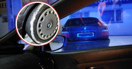 Jechał BMW. Policjanci wskazali na opony. Tak się wybrał w śnieżycę