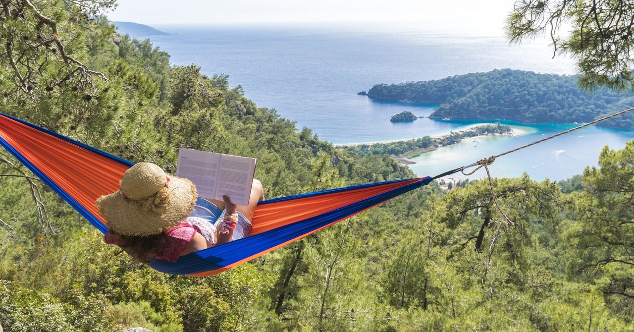 Rezerwuj, bo zaraz będzie za późno! Nowy ranking 7 najtańszych kierunków na wakacje last minute w listopadzie