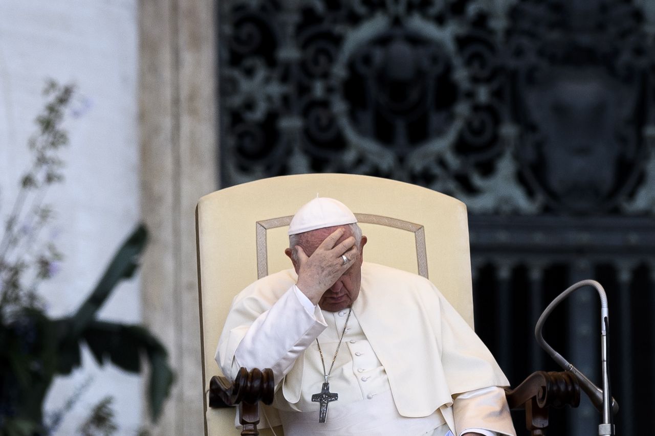 Papież Franciszek zwrócił się bezpośrednio do burmistrza ukraińskiego Metropolu, miasta oblężonego przez Rosjan 