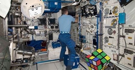 Watson leci w kosmos - na ISS pojawi się robot-towarzysz od IBM i Airbus