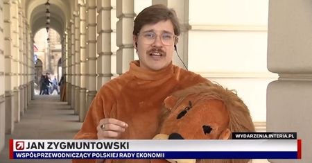 W tym stroju wystąpił na antenie Polsatu. Widzowie musieli być zaskoczeni