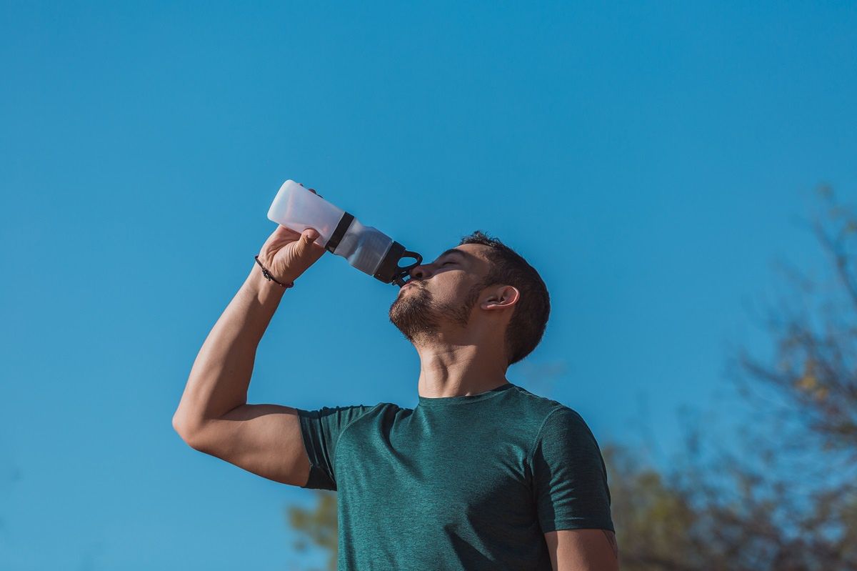 Adequate hydration key to preventing heart disease, studies reveal