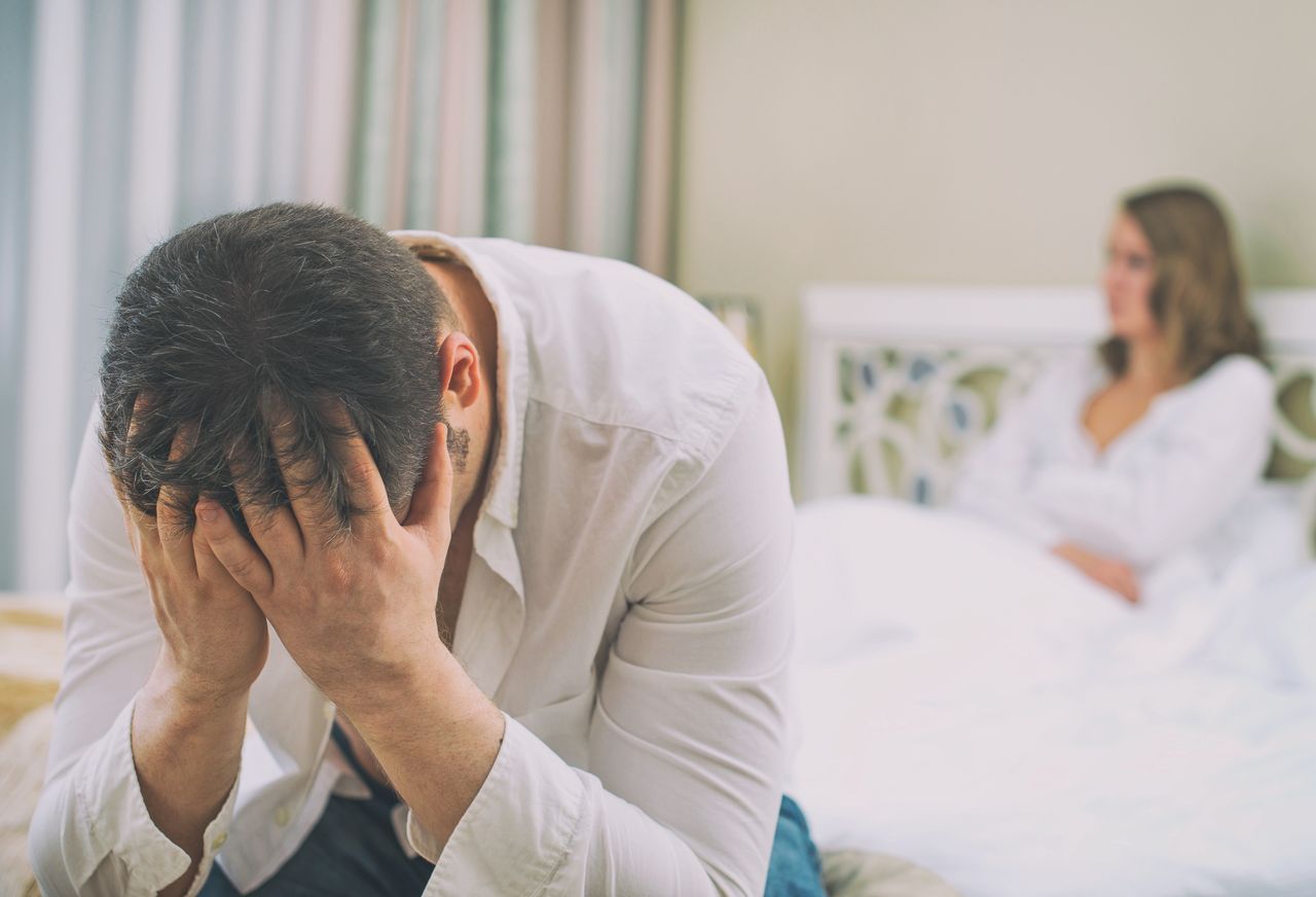 Intymny problem. Mierzy się z nim aż 30 proc. mężczyzn