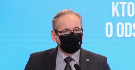 Afera szczepionkowa. MZ: kilka osób zgłosiło się do wolontariatu