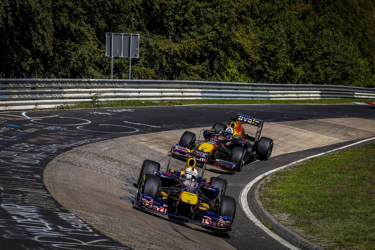 Legendy F1 w wyjątkowym przejeździe po Nordschleife