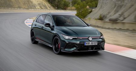 Golf GTI od 50 lat udowadnia, że nie trzeba wybierać między rozsądkiem a emocjami