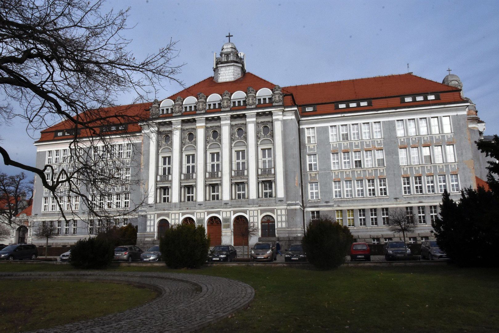 Kryzys powołań w kościele. Tylko dwóch nowych księży w Diecezji Legnickiej. Trwa rekrutacja do seminarium duchownego