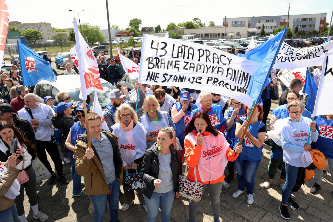 Wyrzucają Polaków, zatrudniają tańszych. Związkowcy grzmią. "Hańba"