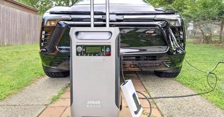 Można ładować auto EV z mobilnej ładowarki. A efekt? Sam zobacz, to jakaś kpina