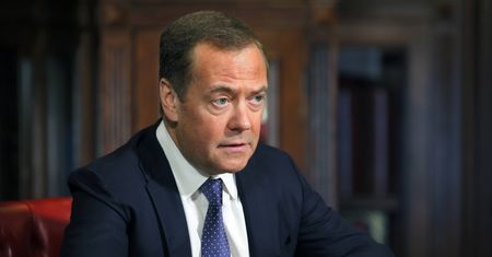 "Jankesi i ich europejskie psy". Miedwiediew zapowiada odwet?