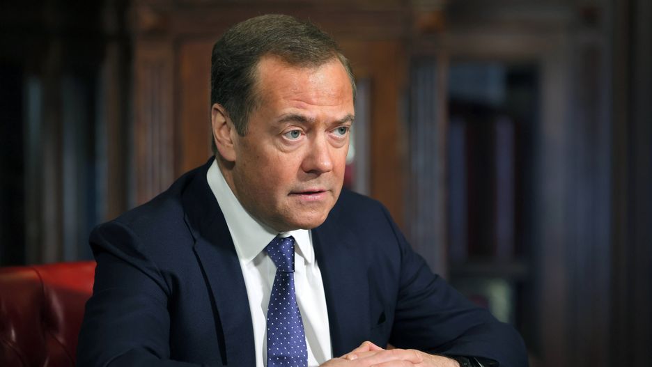 Dmitry Medvedev holds Board of Trustees of St. Petersburg State University meeting
epa10989746 Deputy Chairman of the Security Council of the Russian Federation, Chairman of the United Russia party Dmitry Medvedev holds a meeting of the Board of Trustees of St. Petersburg State University via videoconference in Moscow, Russia, 22 November 2023.  EPA/EKATERINA SHTUKINA / SPUTNIK / GOVERNMENT POOL MANDATORY CREDIT 
Dostawca: PAP/EPA.
EKATERINA SHTUKINA / SPUTNIK / GOVERNMENT POOL