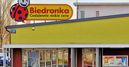 Biedronka robi to w sobotę. Limit na masło