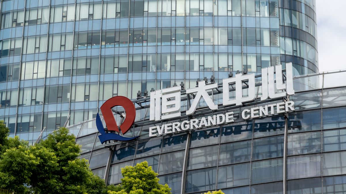 SHANGHAI, CHINA - SEPTEMBER 17, 2021 - A view of evergrande Center office building in Shanghai, China, September 17, 2021. Evergrande has recently been Mired in a debt crisis. (Photo credit should read Wang Gang / Costfoto/Barcroft Media via Getty Images)