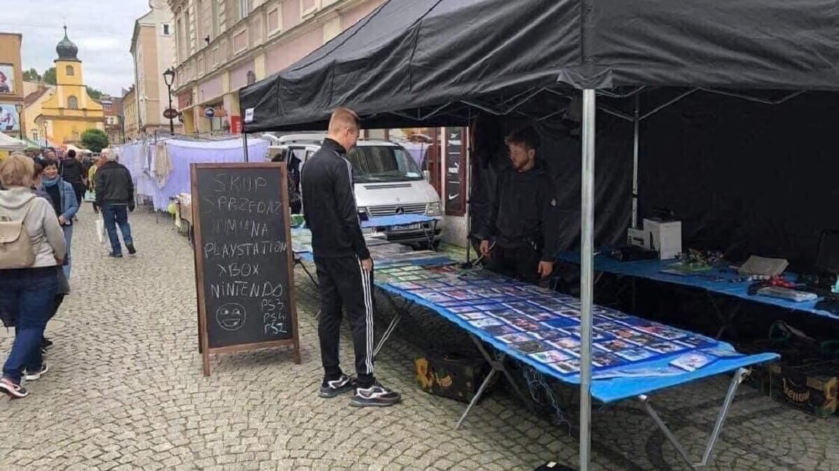 Stoisko Będzie Granie z grami i konsolami