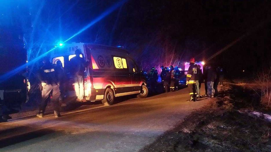 Dramat na Podkarpaciu. Pod chłopcami załamał się lód. Nie żyje 13-latek (Fot. Komenda Wojewódzka PSP w Rzeszowie)