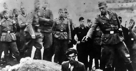Odkrycie po 80 latach. Już wiedzą, kim jest zbrodniarz ze zdjęcia