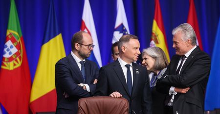 Ustalenia z Wilna. "Wejdzie drugi rzut 300 tys. żołnierzy"