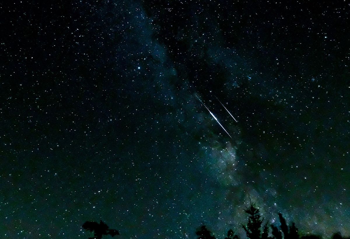 Deszcz Perseidów i zaćmienie słońca już w czerwcu