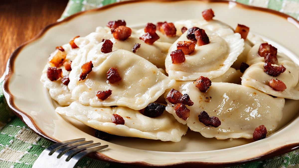 Zapomnij o ruskich. Pierogi z tym farszem skradną twoje serce