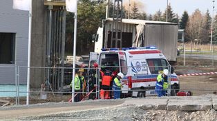 Jenkowice: Katastrofa budowlana. Płyta przygniotła pracownika