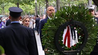 Nawroccy już w USA. Zaczęli od symbolicznego gestu