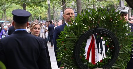 Nawroccy już w USA. Zaczęli od symbolicznego gestu