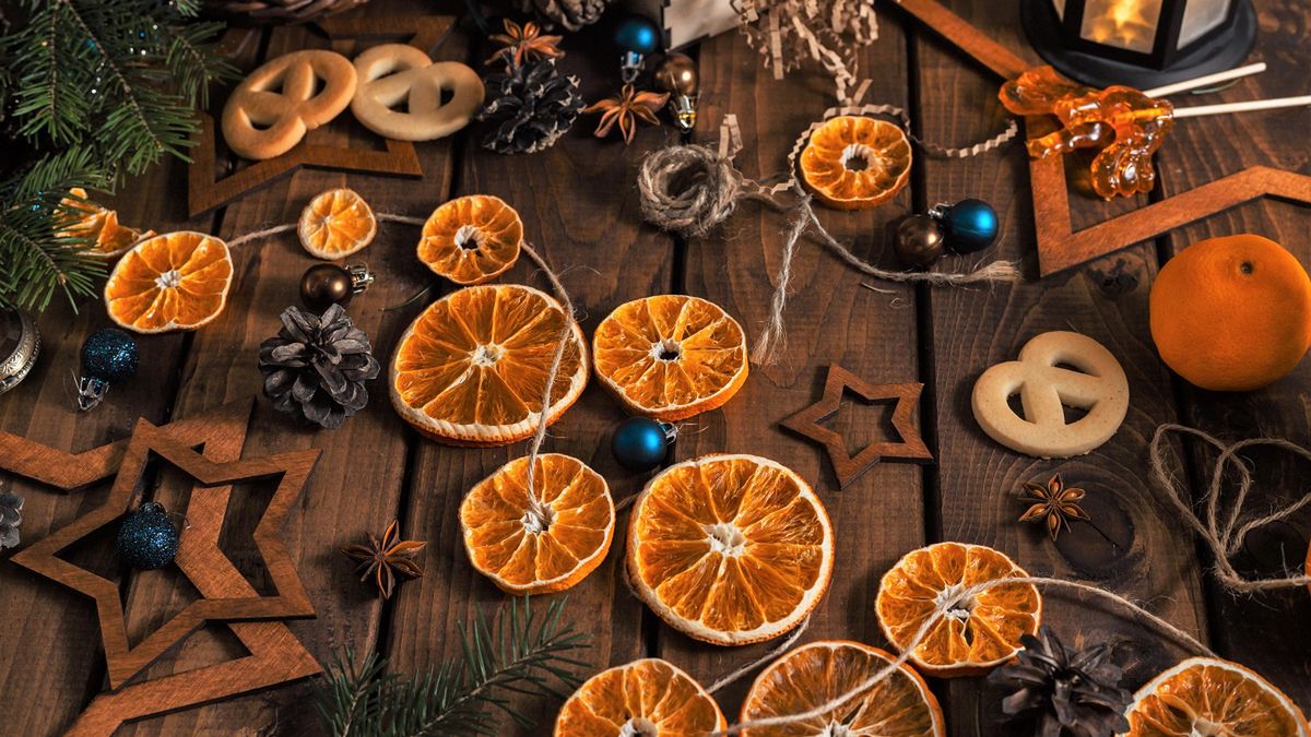Pomarańcze możesz zmienić w piękne dekoracje.
