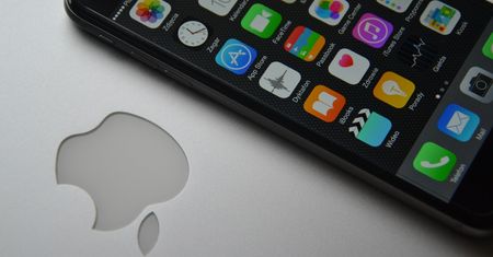 Apple potwierdza. iPhone 12 zadebiutuje z opóźnieniem