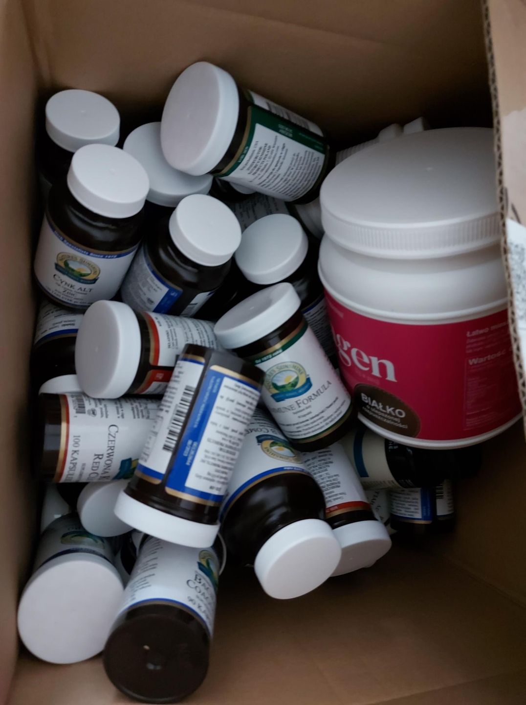 Antydepresanty, antybiotyki, suplementy diety, zioła - Łukasz zażywał nawet 30 tabletek dziennie