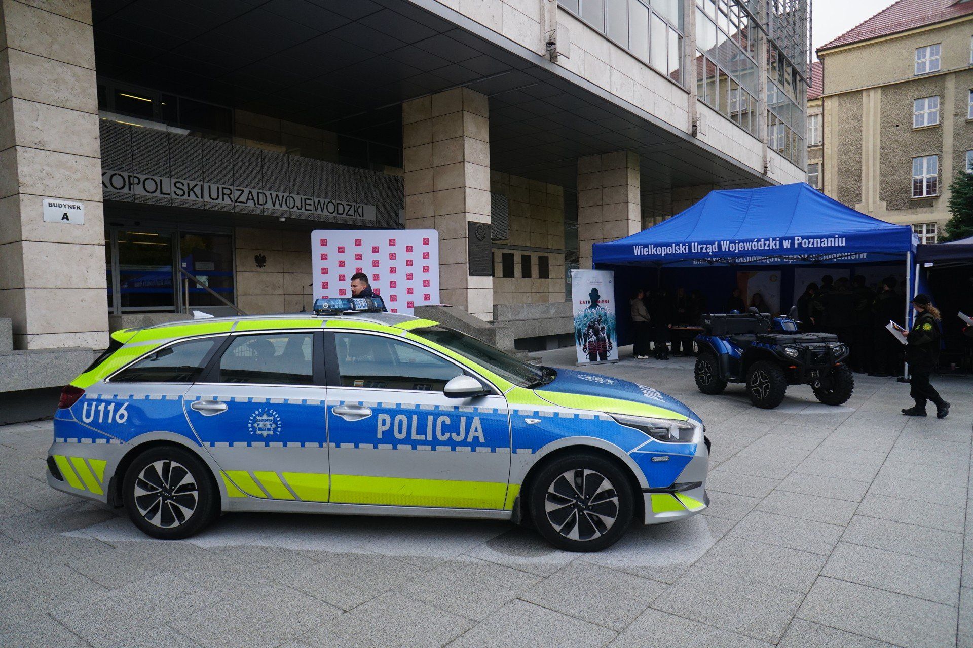 Policjanci z Poznania uczyli jak nie paść ofiarą handlu ludźmi