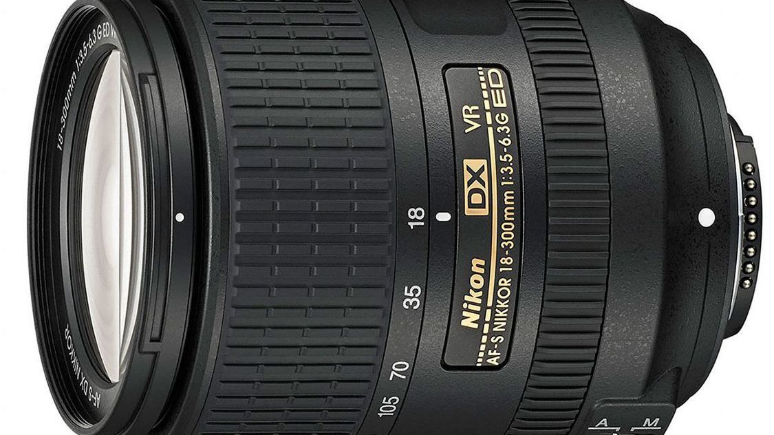 Nikon 18-300 mm f/3,5-6,3G VR - uniwersalny superzoom dla amatorskich lustrzanek 1