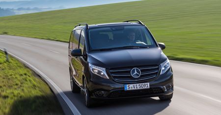 Mercedes Vito przeszedł facelifting. Zyskał też elektryczny napęd