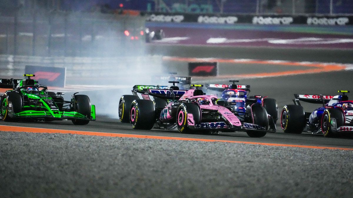 The race starts during the Formula 1 Qatar Airways Qatar Grand Prix 2024 in Doha, Qatar, on December 1, 2024. (Photo by Alessio Morgese/NurPhoto via Getty Images)
