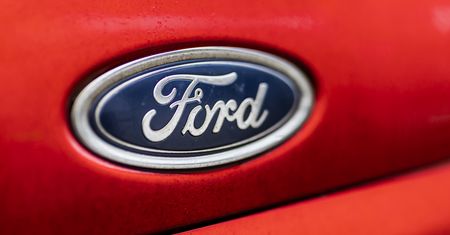 Ford zawiesza działalność w Rosji. Ze skutkiem natychmiastowym