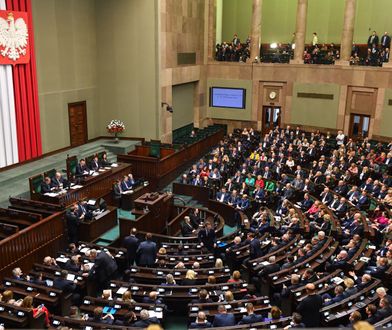 Projekty uchwał ws. komisji śledczych już w Sejmie