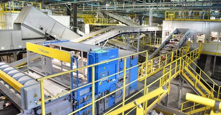 Przerażające znalezisko. Płód dziecka w sortowni śmieci